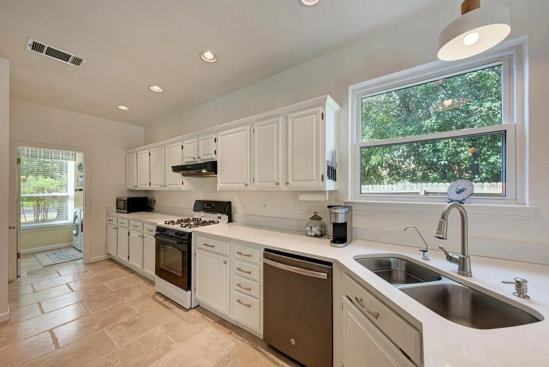 Photo of 404 Cripple Creek RD