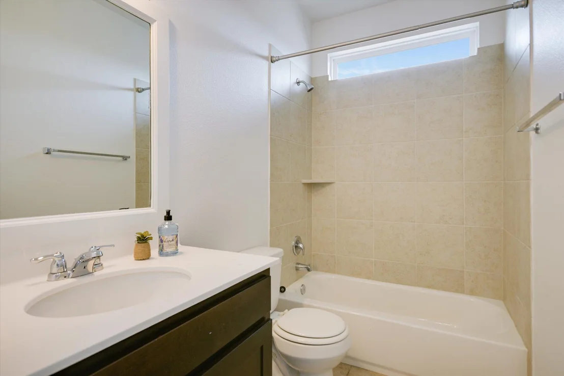 Photo of 213 Michaelis DR