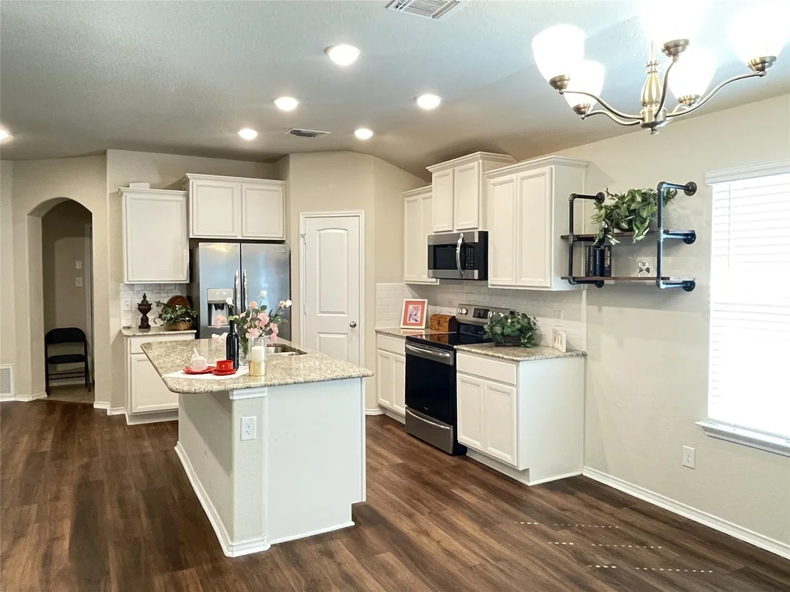 Photo of 4805 Rosaline DR