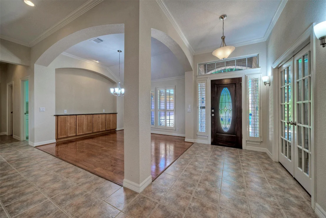 Photo of 10806 Olympia Fields LOOP