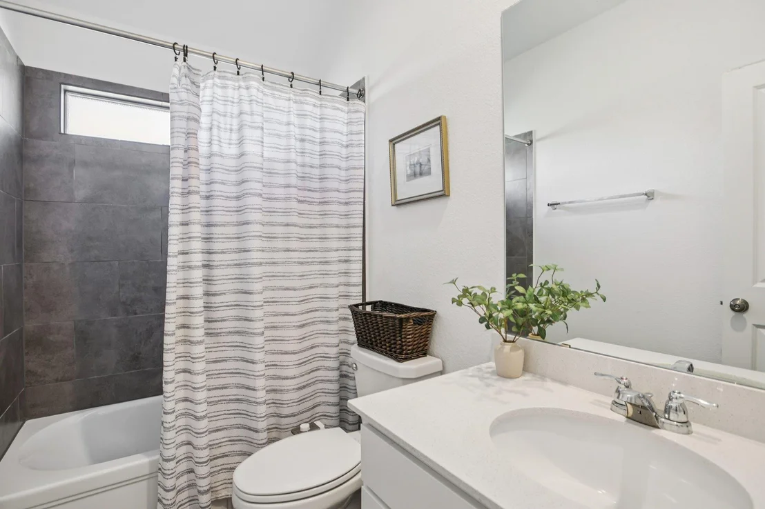 Photo of 624 Spurlock WAY