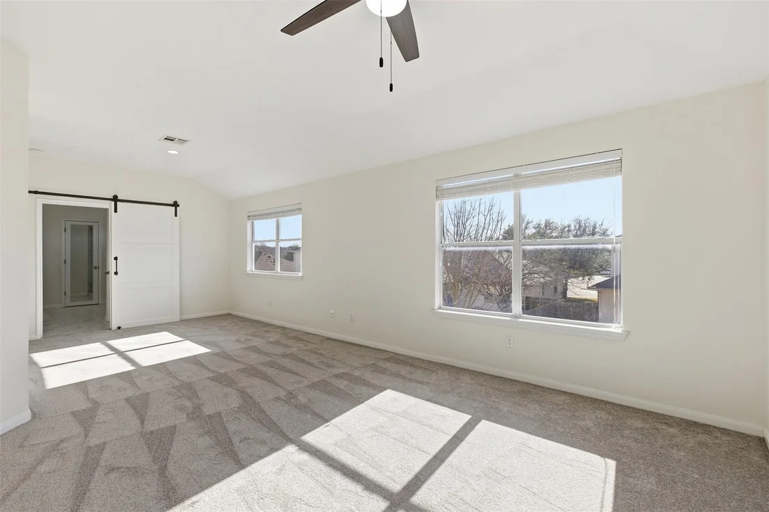 Photo of 1502 Summercrest BLVD