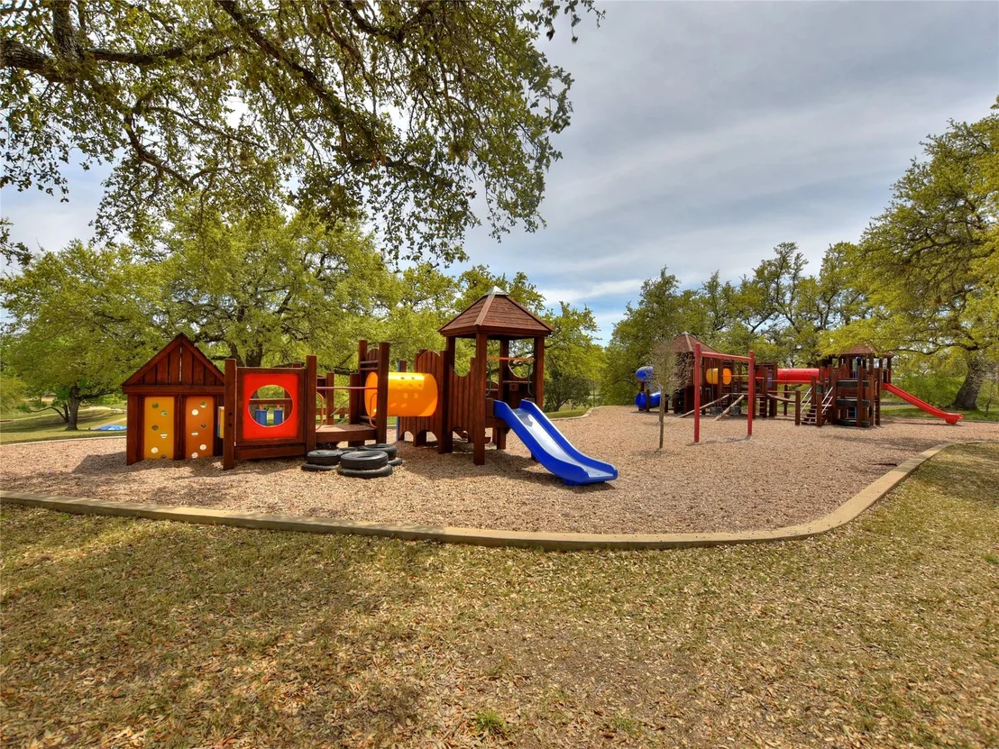 Photo of 3101 Barton Point DR