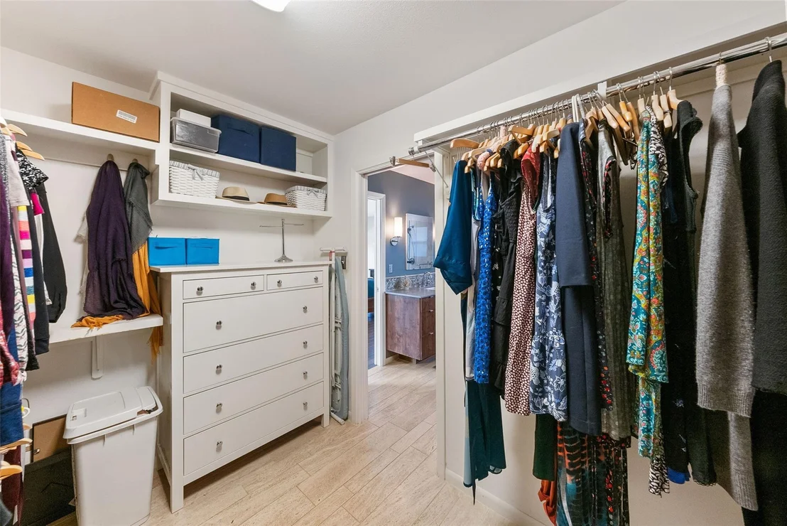 Photo of 8808 Point West DR