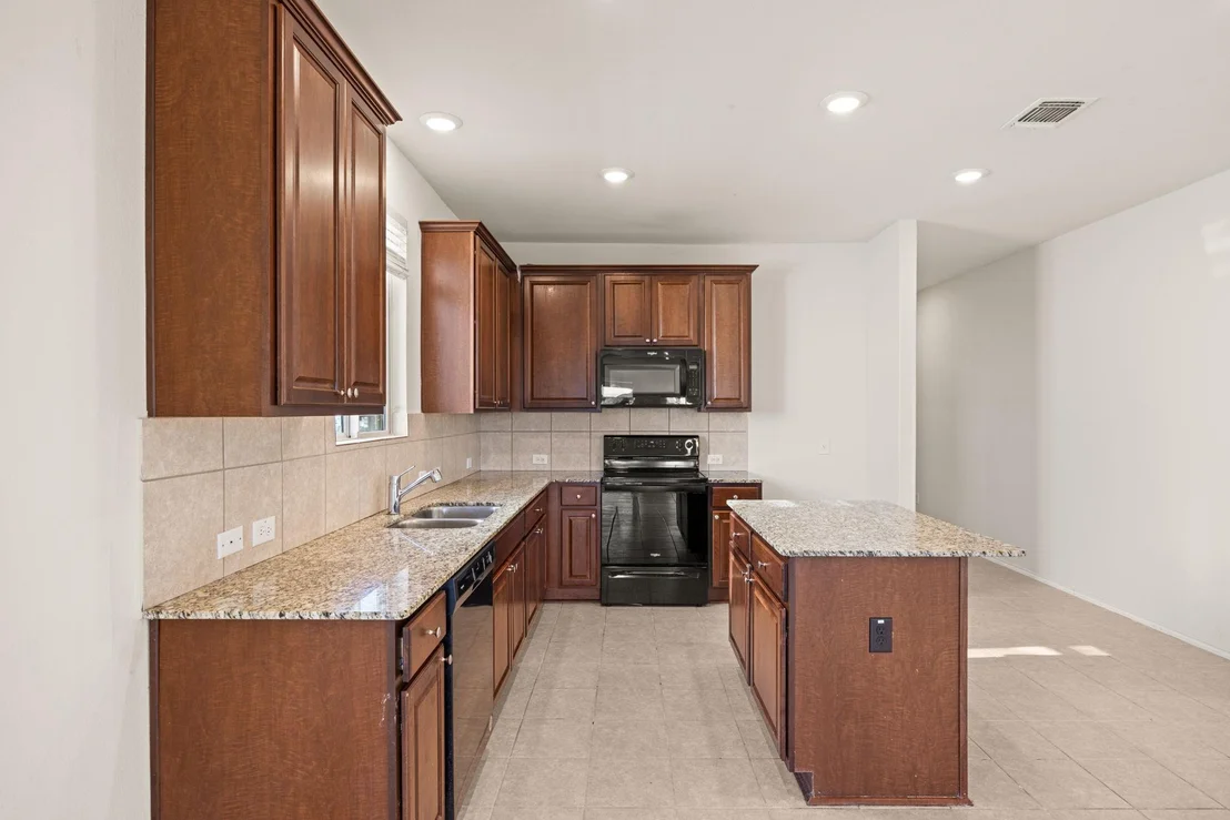 Photo of 308 Bedford Falls LN