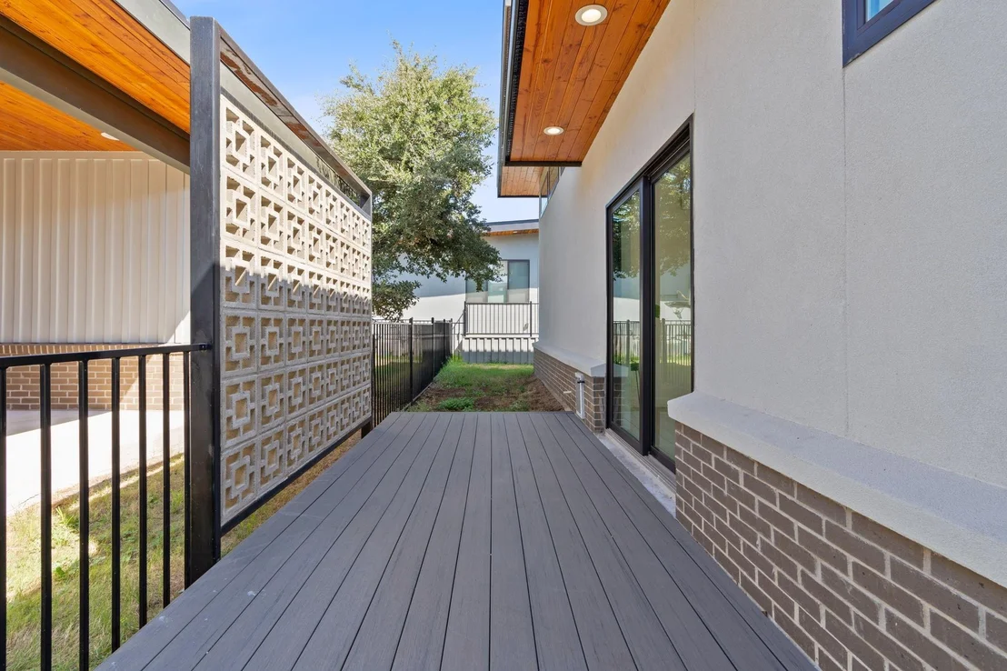 Photo of 473 Starlight Village LOOP