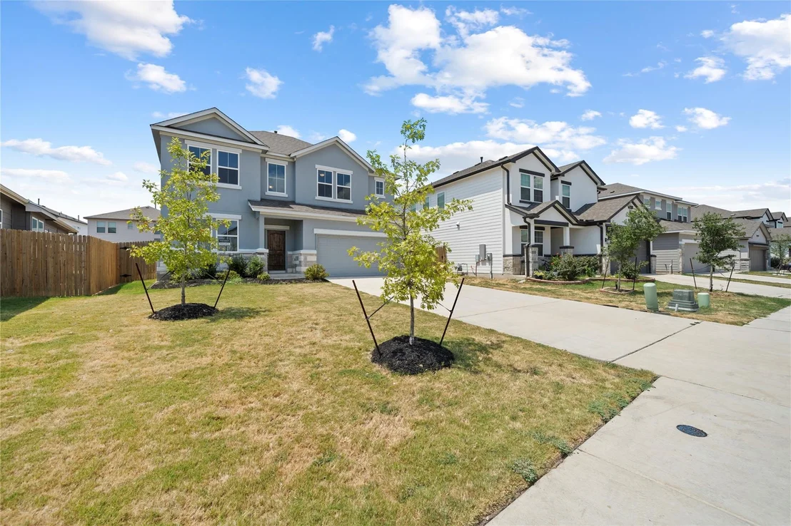 Photo of 332 Stellar Wind DR