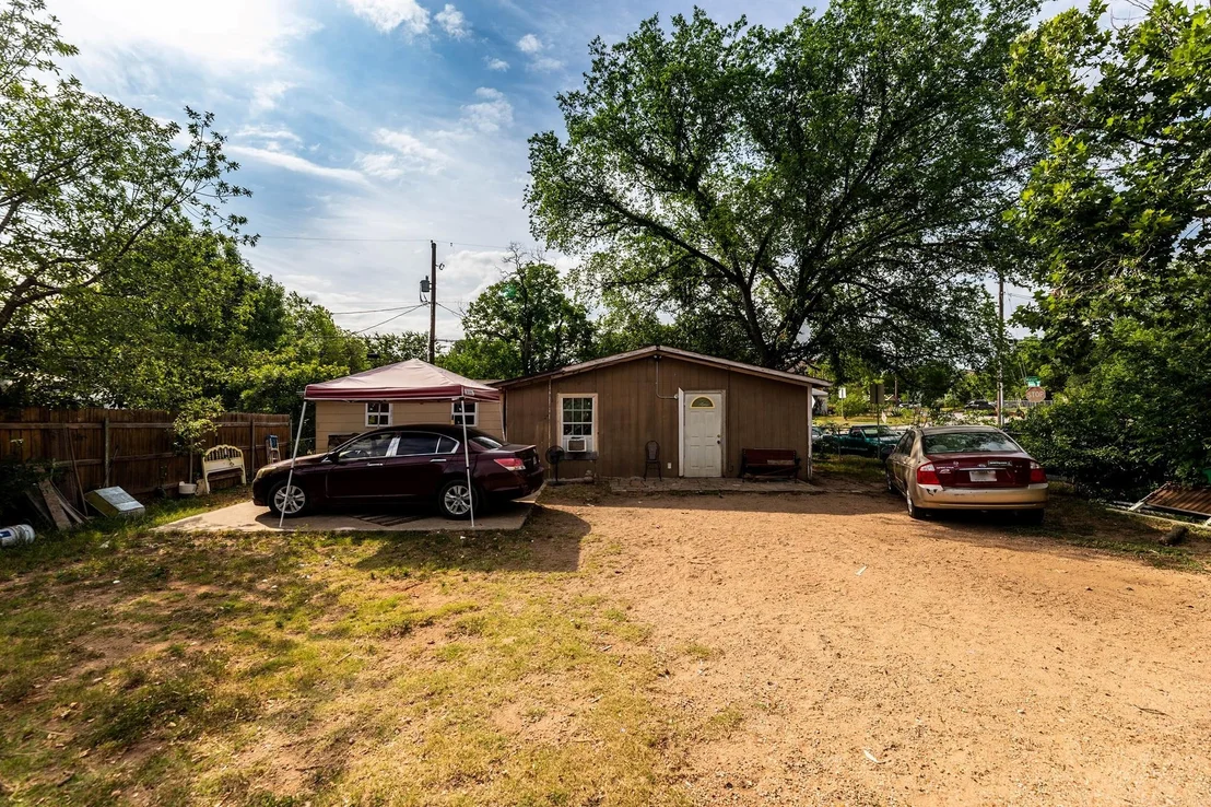 Photo of 1144 Mason Ave