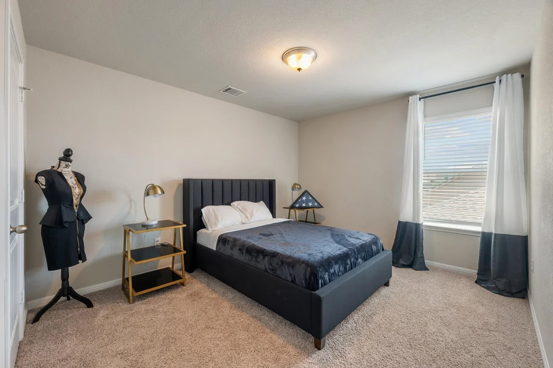 Photo of 133 Empress Tree DR