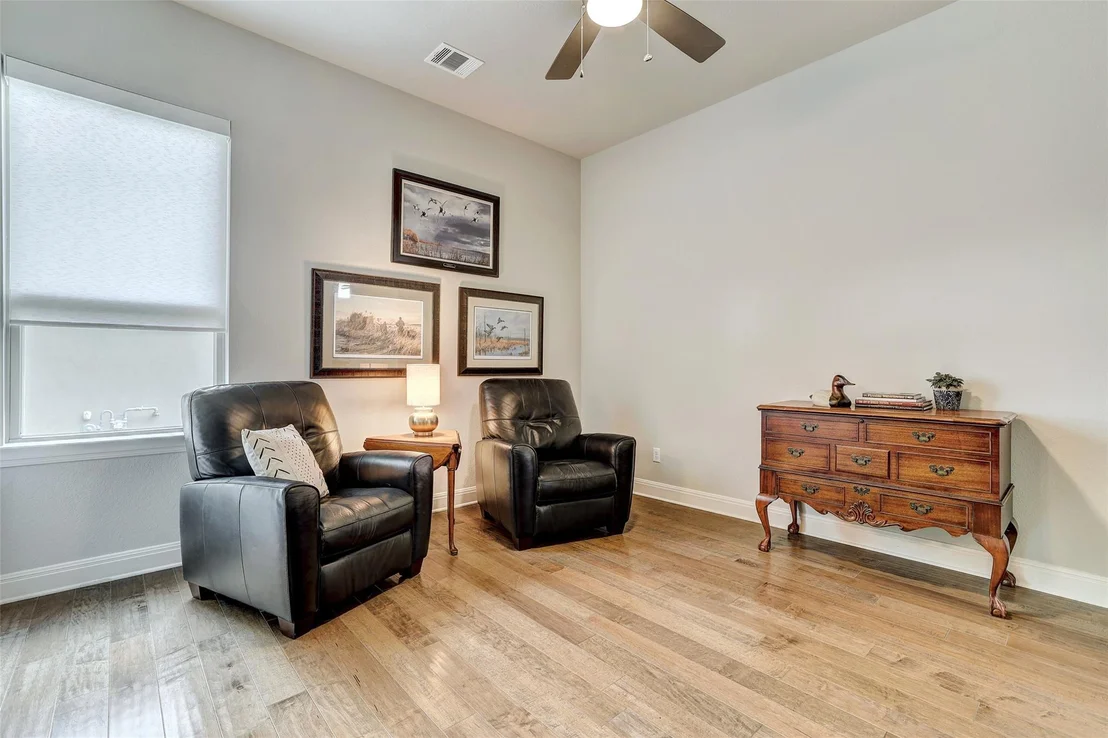 Photo of 400 Canyon View RD