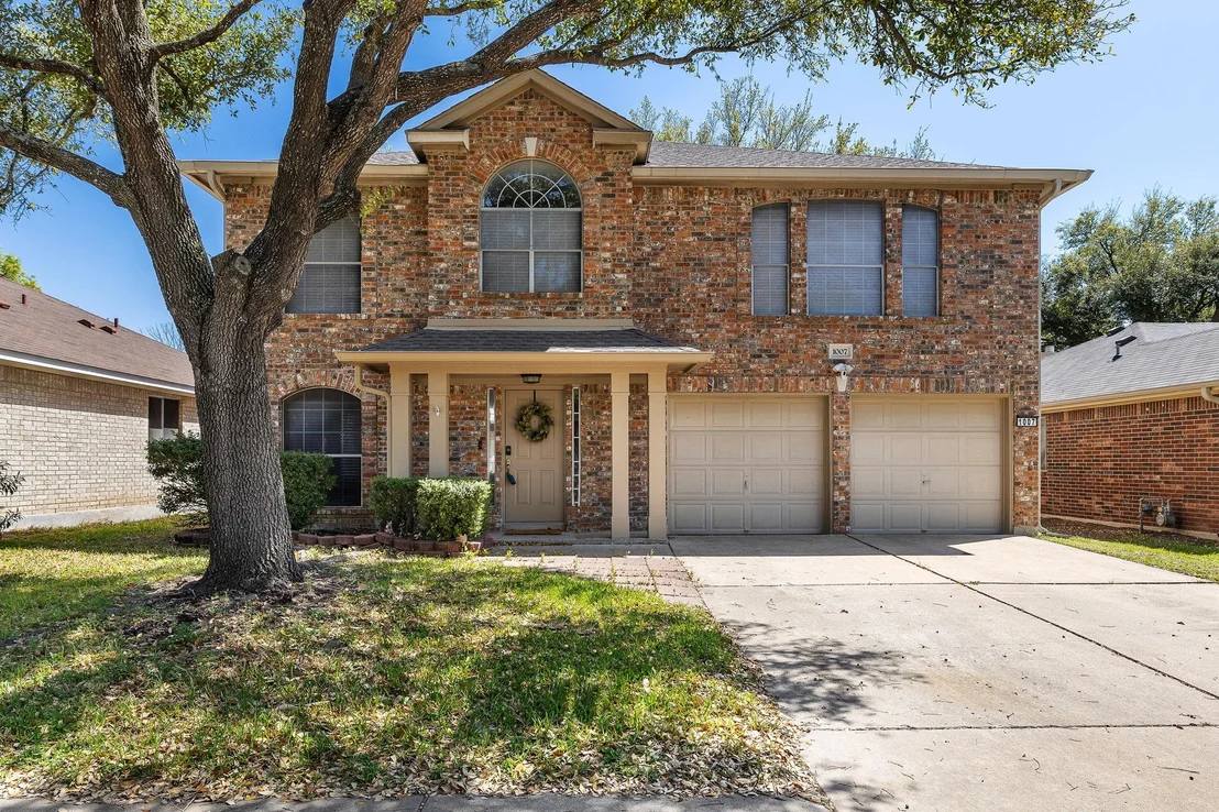 Photo of 1007 LAURELLEAF DR