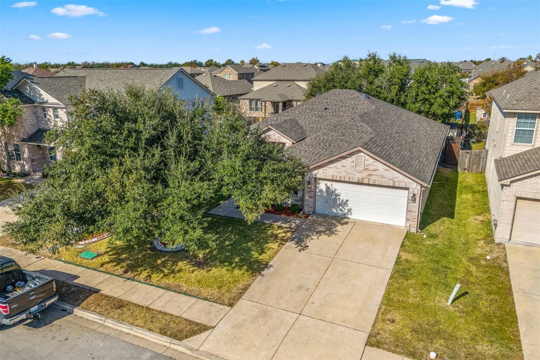 Photo of 910 Yellowstone DR