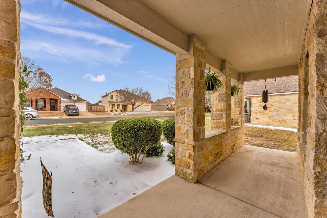 Photo of 353 King Elder LN