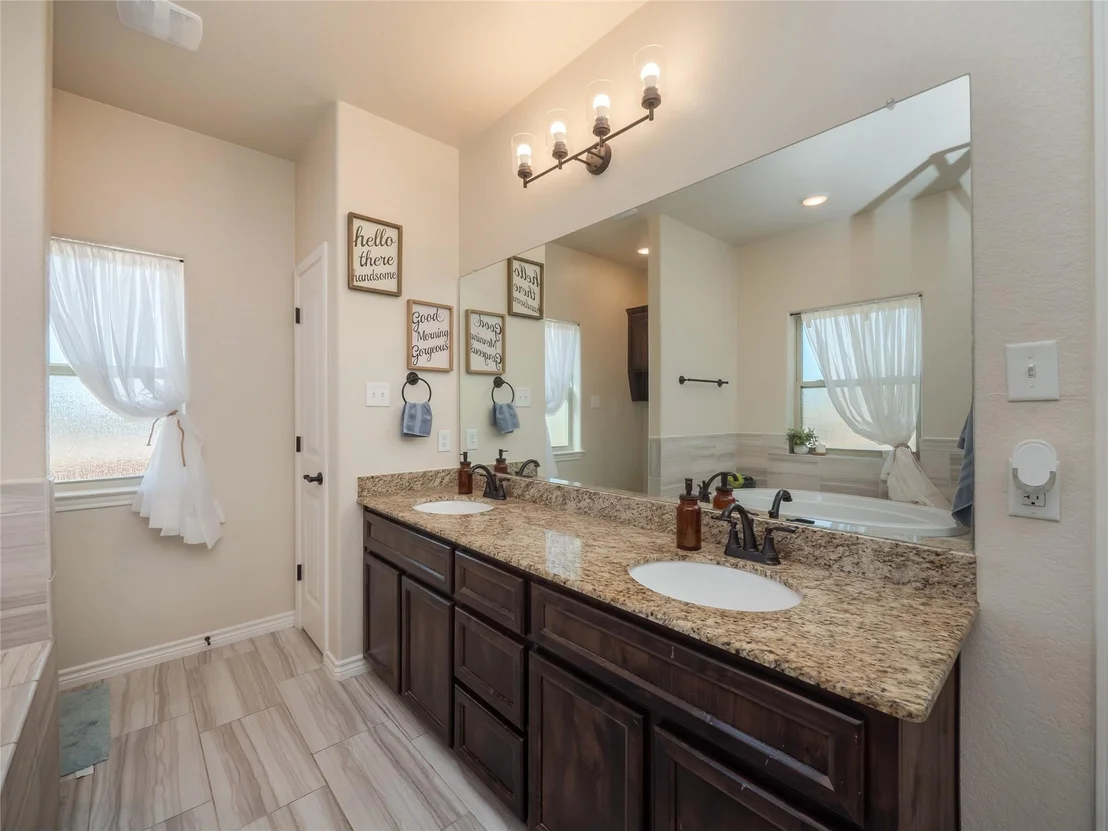 Photo of 2522 Meadow Lark DR