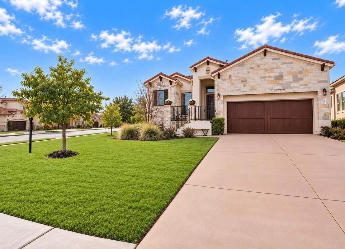 Photo of 403 Indianwood DR