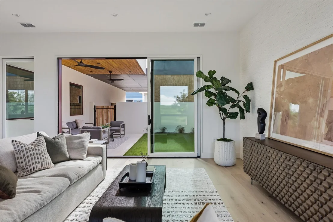 Photo of 3604 Tom Miller ST