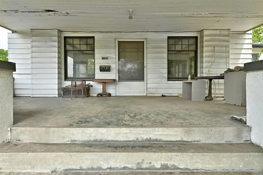 Photo of 1109 Travis Height BLVD