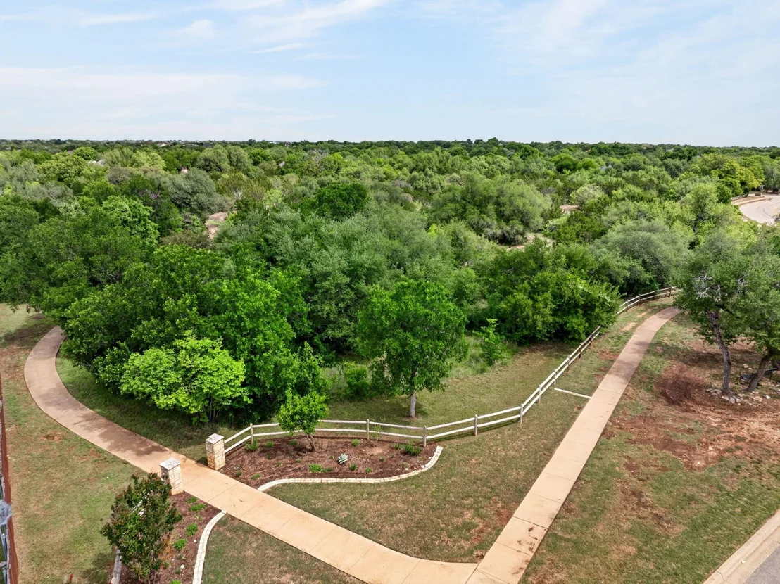 Photo of 1612 Fall Creek DR