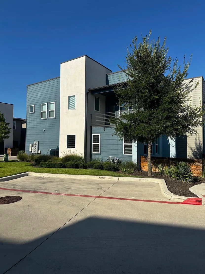 Photo of Unit 404 at 9015 Cattle Baron PATH