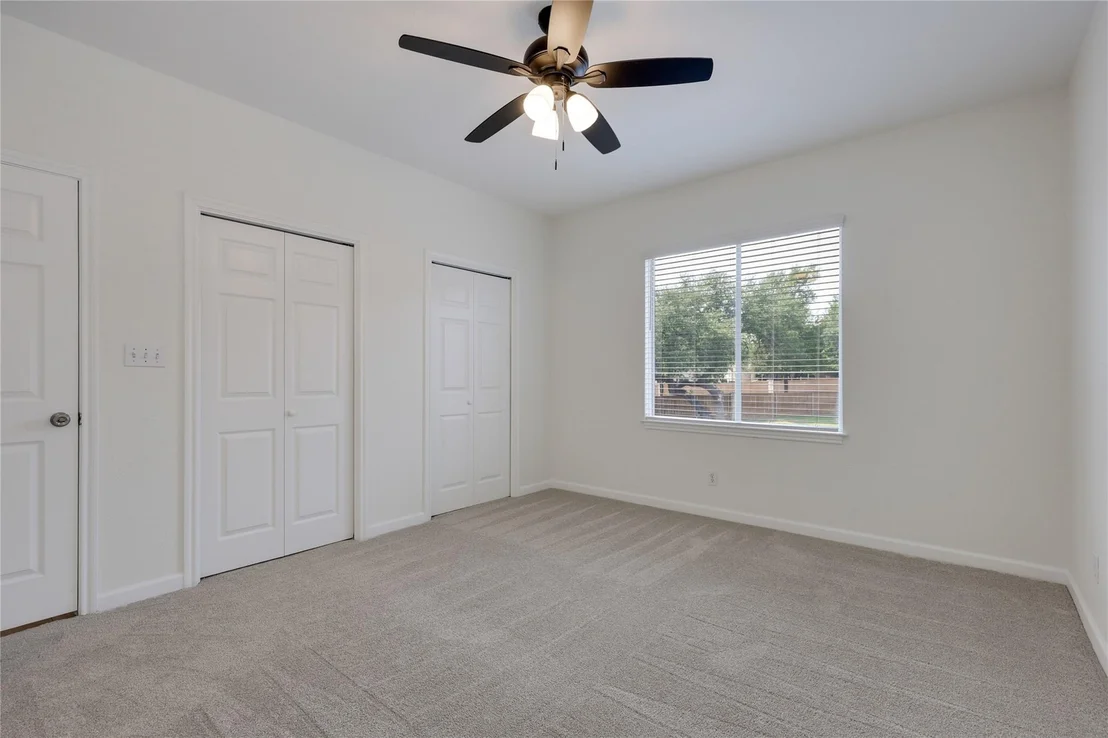 Photo of Unit 105 at 7501 Shadowridge Run