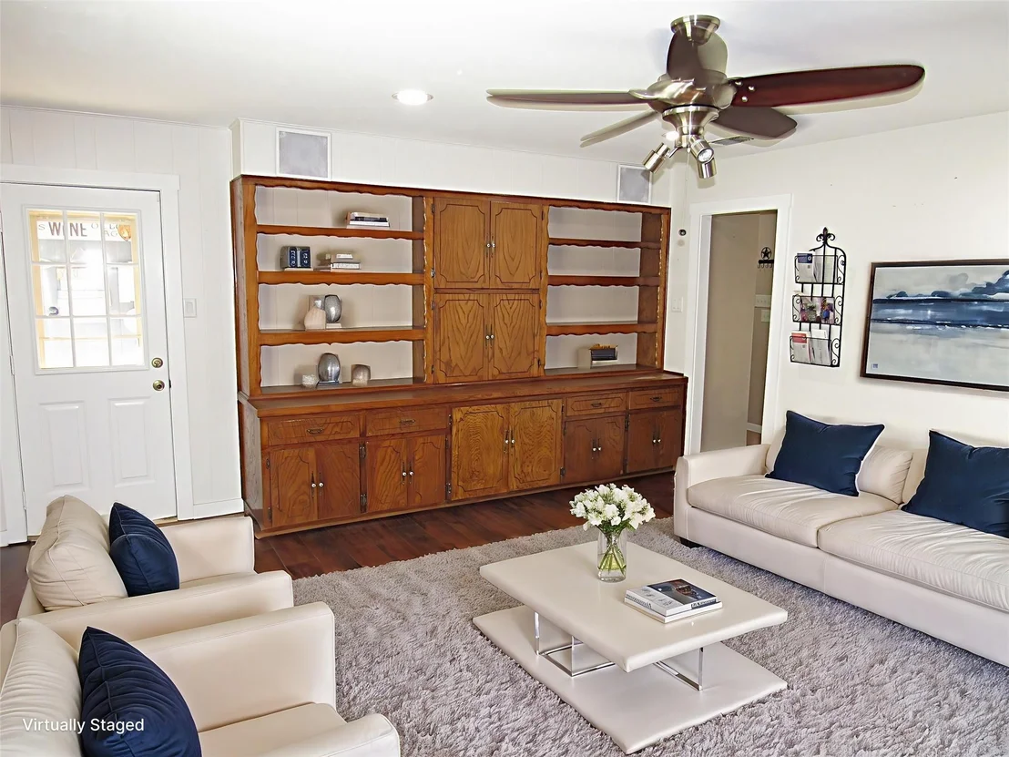 Photo of 737 Estate DR