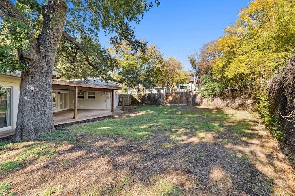 Photo of 2619 SPRING LN