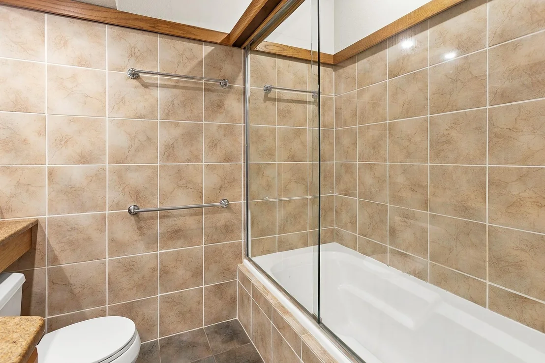 Photo of 3200 Harris Park Ave