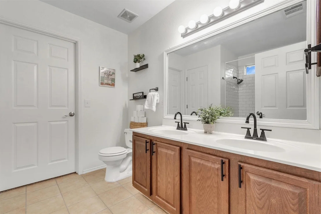 Photo of 6105 Constellation CIR