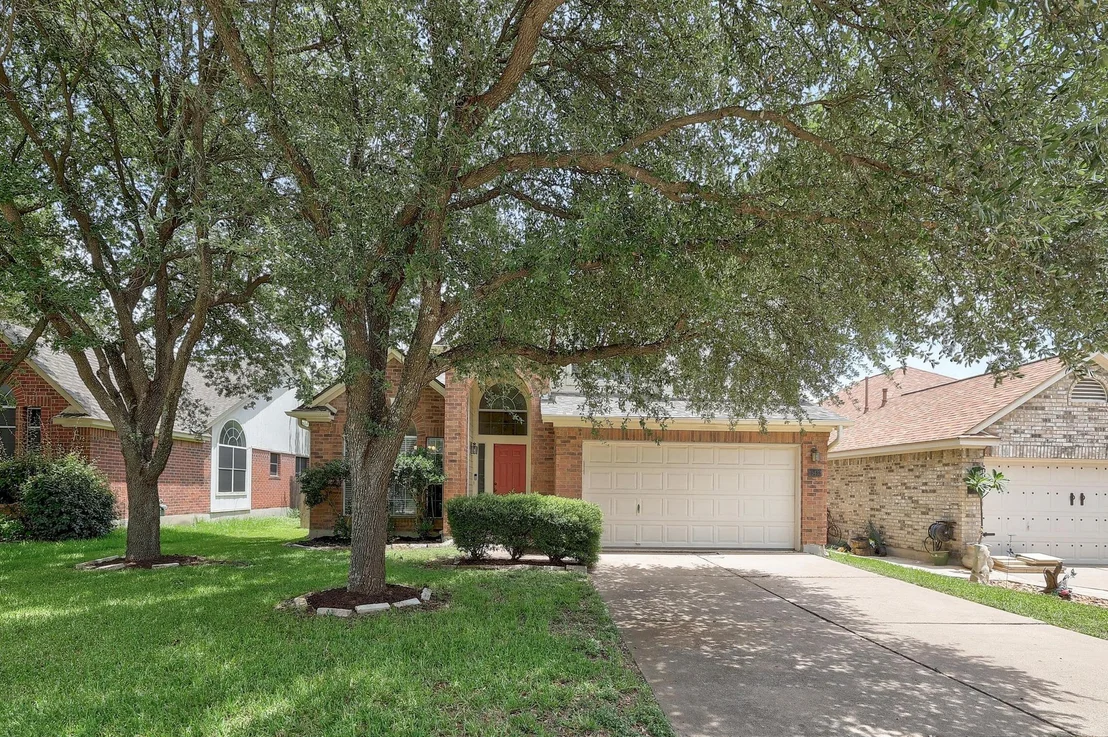 Photo of 15433 Ozone PL