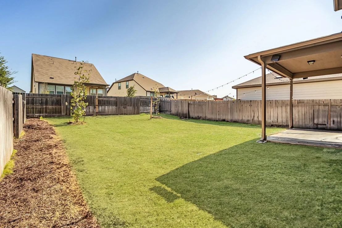 Photo of 221 Thornless CIR