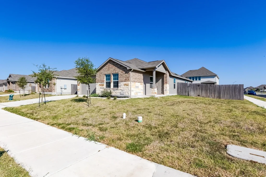 Photo of 609 Bluejack WAY