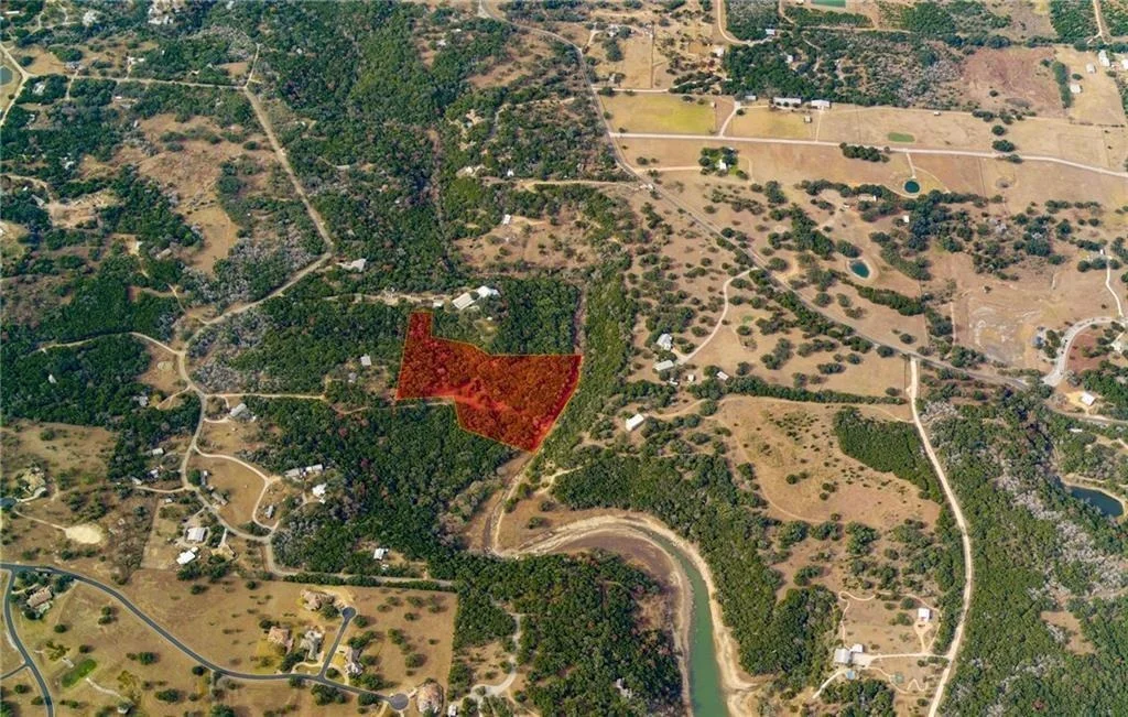 Photo of 350 Bluff RD