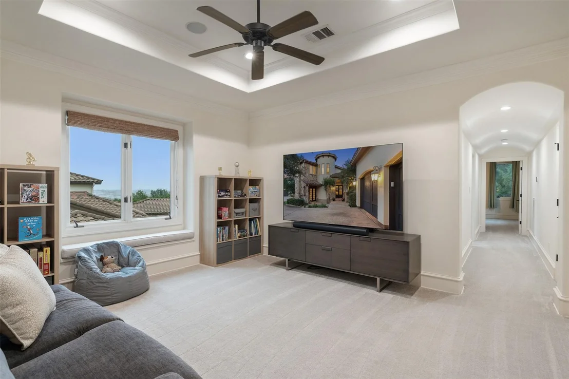 Photo of 4801 PECAN CHASE