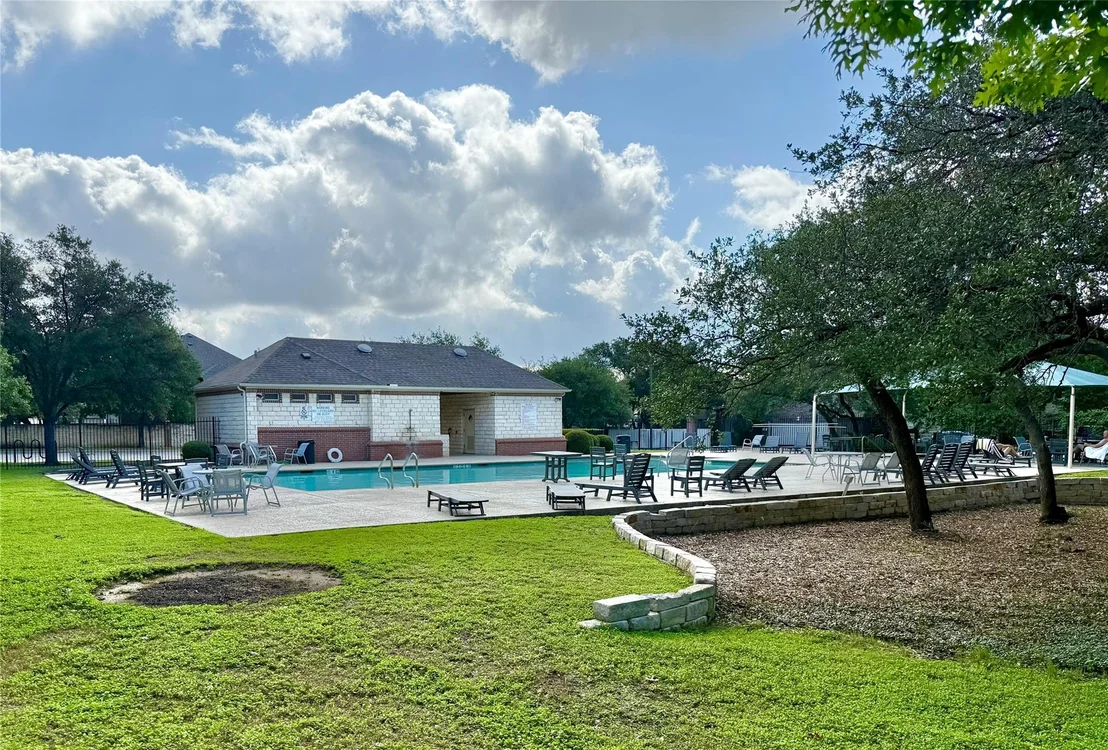 Photo of 1907 Rutherford DR