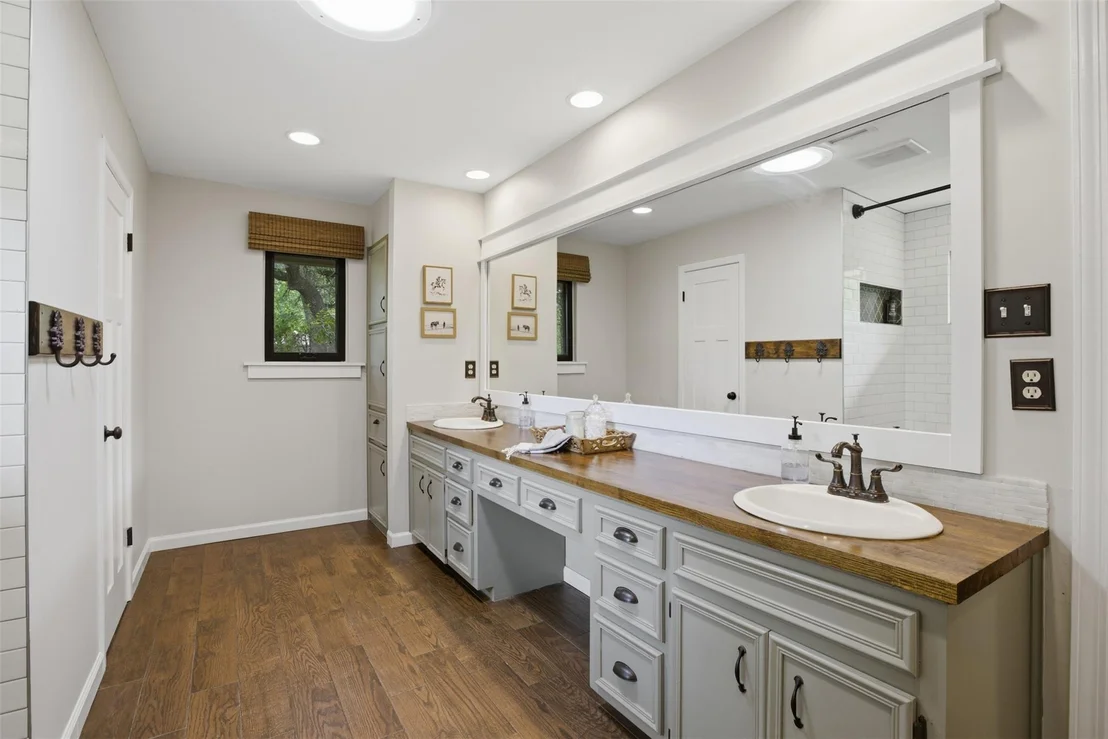 Photo of 4301 Verde VIS