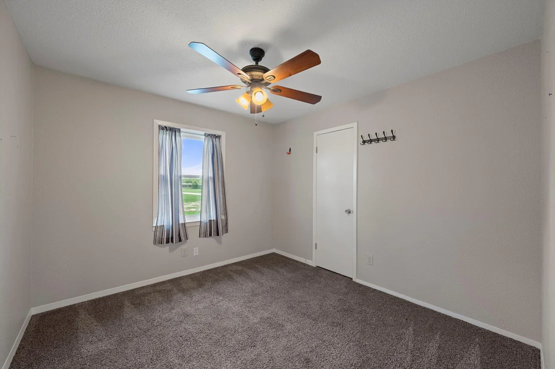 Photo of 14941 Cedar Valley RD