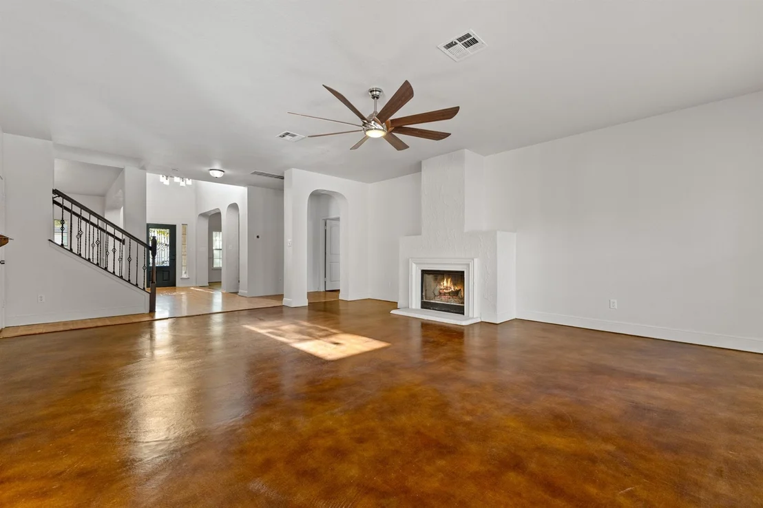 Photo of 600 Bella Vista Circle CIR