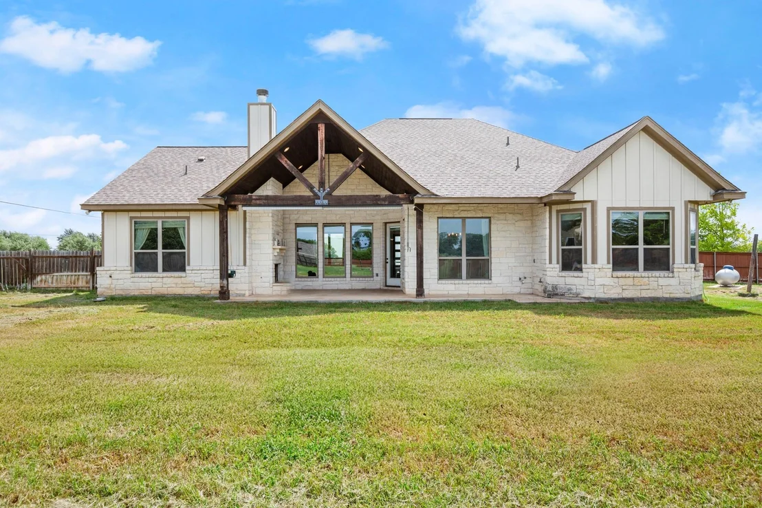 Photo of 515 Eastview DR