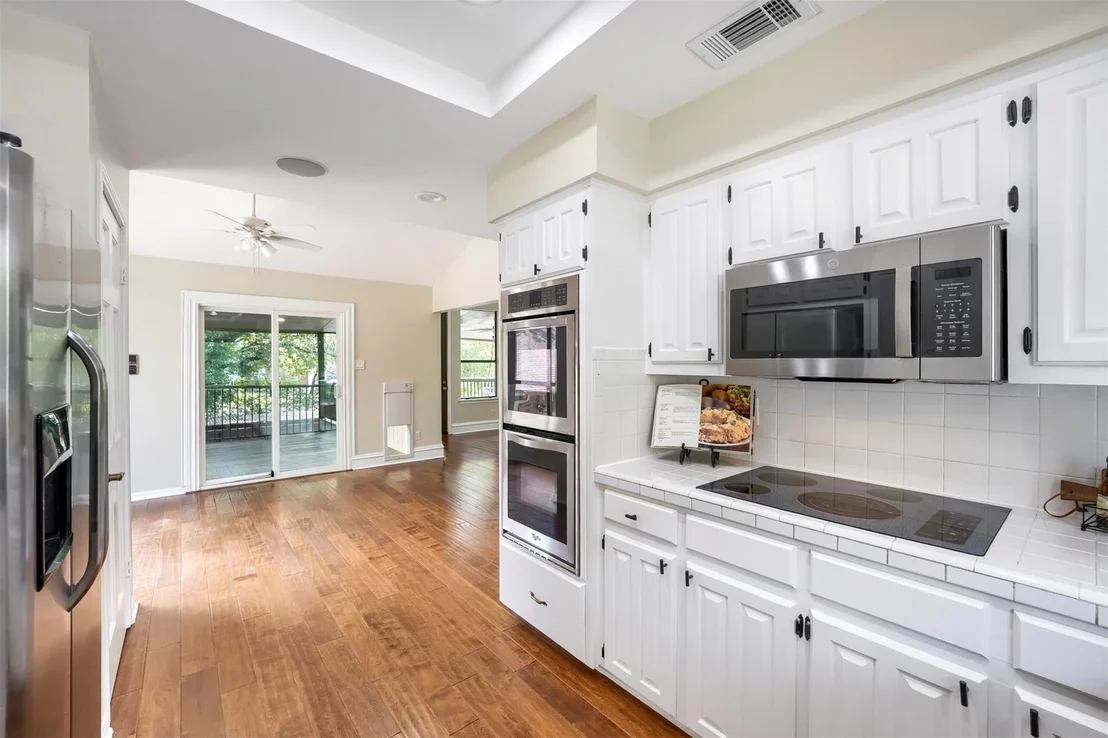 Photo of 9302 Rolling Oaks TRL