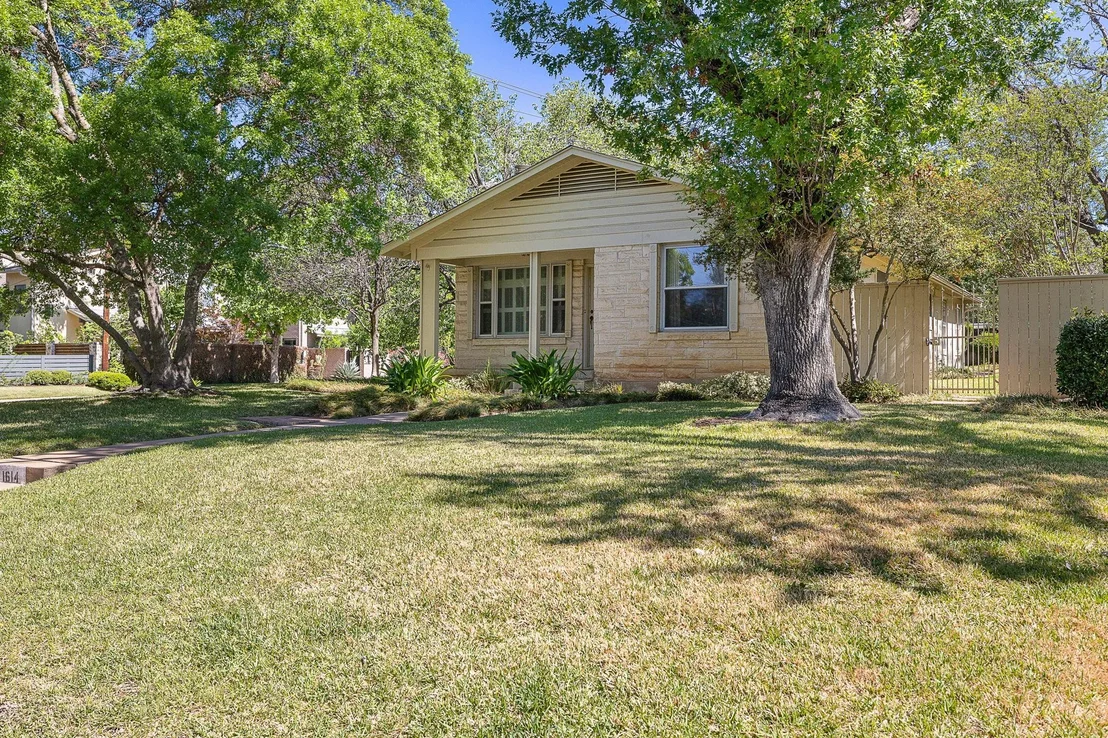 Photo of 1614 Preston Ave