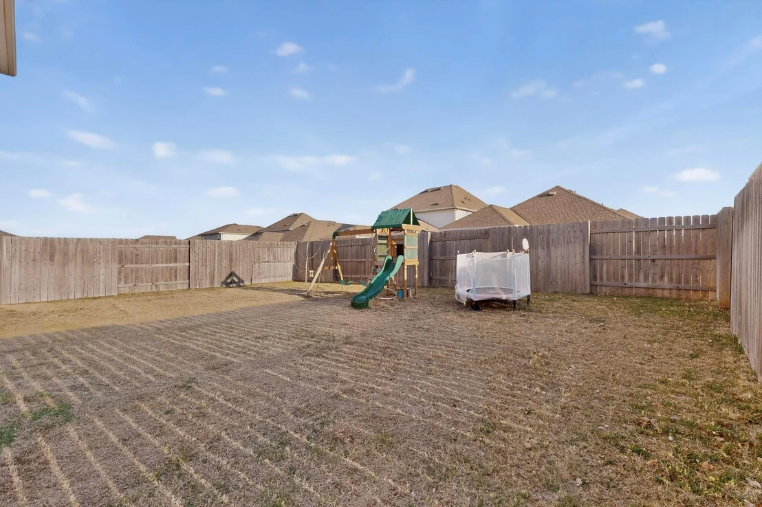 Photo of 639 Pheasant Hill LN