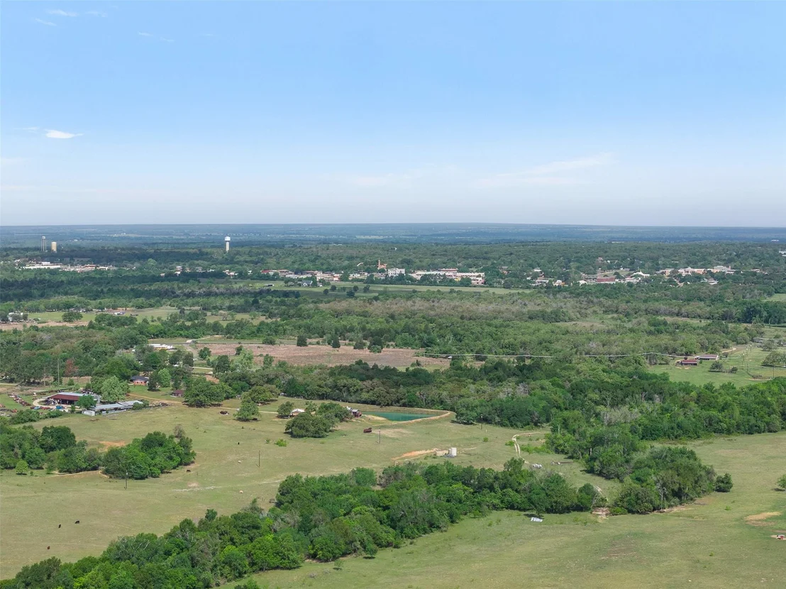 Photo of 2642 Highway 77 S