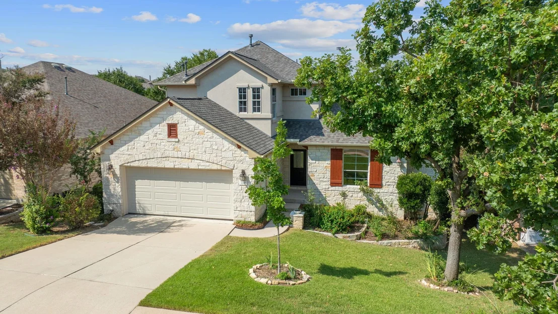 Photo of 220 Canterbury DR