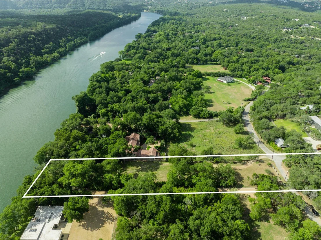 Photo of 2701 River Hills RD