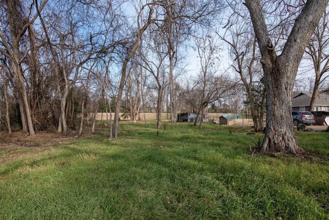 Photo of 418 S Avenue D Ave