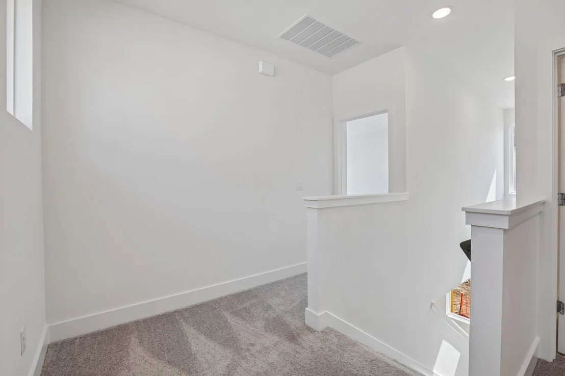 Photo of 133 Maverick Ave