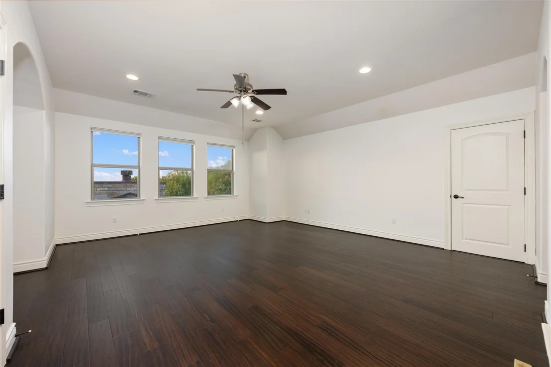 Photo of 606 Anfield CIR