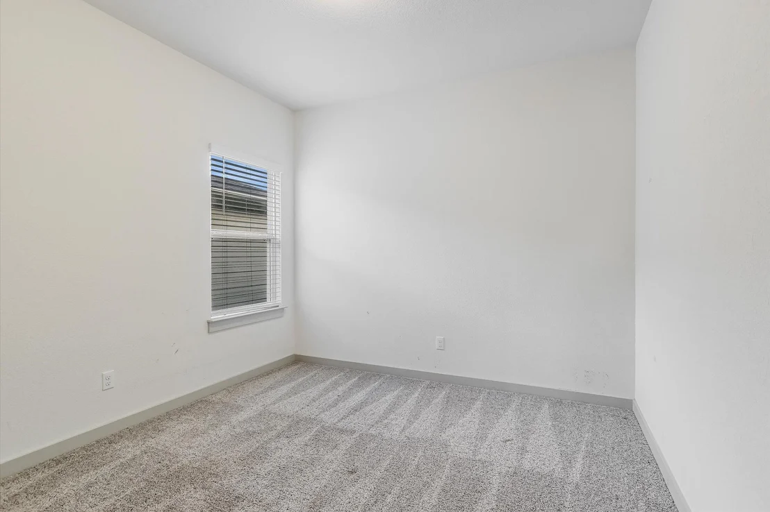 Photo of 5125 Vanner PATH