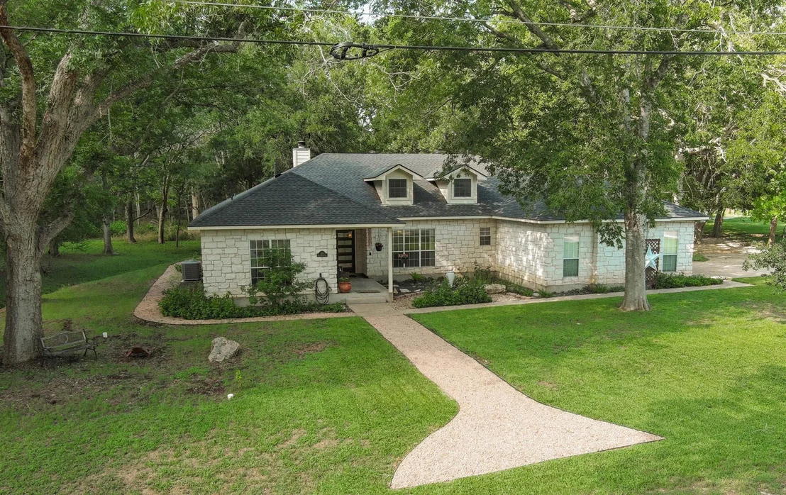 Photo of 128 Moku Manu DR