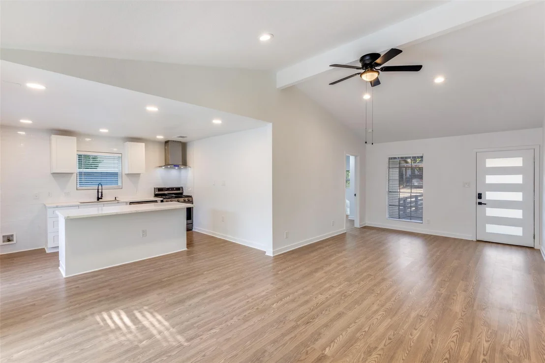 Photo of 1107 Chesapeake DR